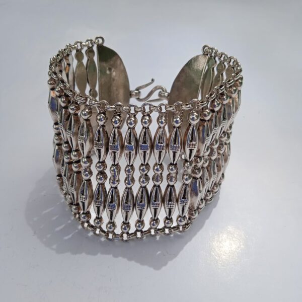 Pulsera Hindù.